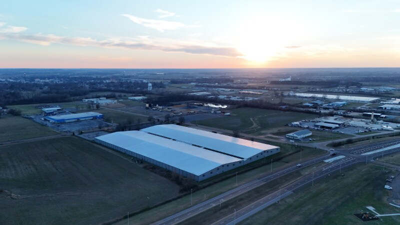 600 E Sherwood Dr, Union City, TN for lease Primary Photo- Image 1 of 17