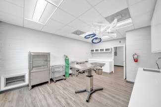 Plus de détails pour 4000 Burke Station Rd, Fairfax, VA - Commerce de détail à louer