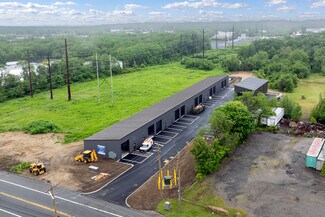 Plus de détails pour 2360 Plainfield Pike, Cranston, RI - Industriel à louer