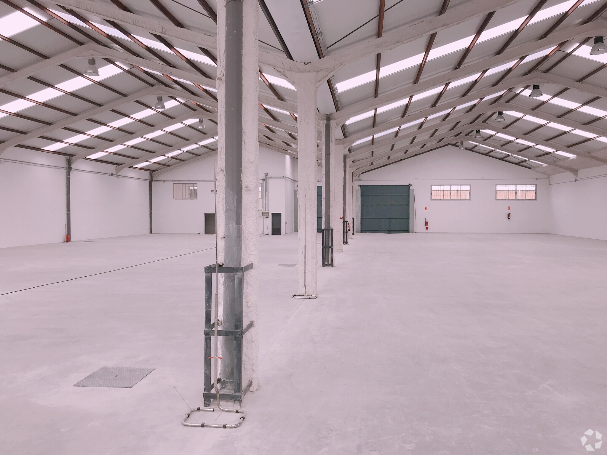 Industriel dans Arganda del Rey, Madrid à vendre Photo du bâtiment- Image 1 de 3