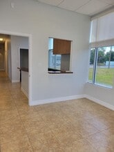 18316 Murdock Cir, Port Charlotte, FL for lease Interior Photo- Image 1 of 8