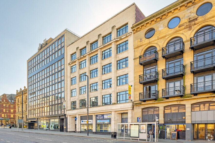 4 South Parade, Leeds for lease - Building Photo - Image 2 of 22