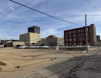 More details for 204 SW 5th St & SW Jackson St, Topeka, KS - Land for Sale