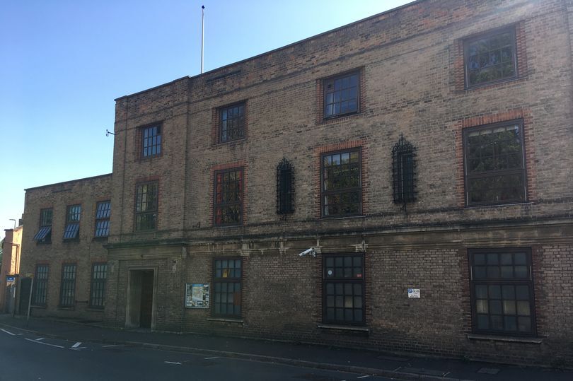 Upper High St, Taunton à louer - Photo du bâtiment - Image 2 de 4
