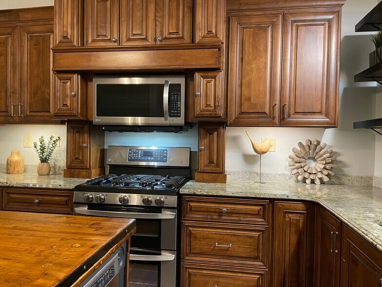 617-619 E 11th Ave, Columbus, OH à vendre - Photo intérieure - Image 3 de 8