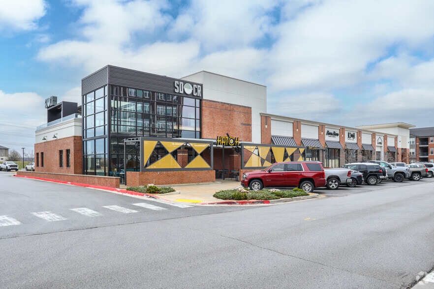 161 S Riverfront Dr, Jenks, OK for lease - Building Photo - Image 3 of 6