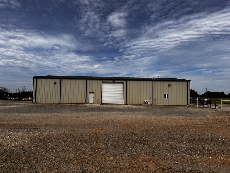 9221 E McElroy Rd, Stillwater, OK for lease - Building Photo - Image 3 of 15