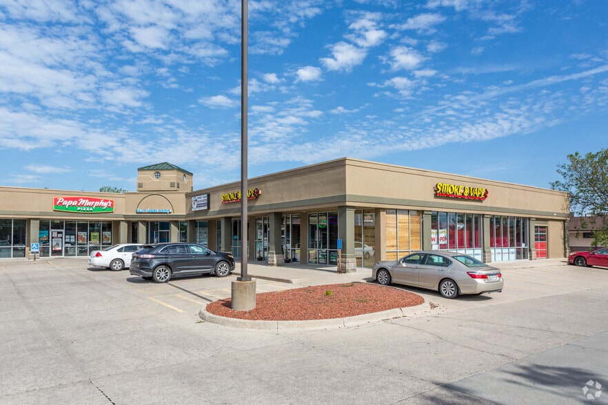 502 N Ankeny Blvd, Ankeny, IA for lease - Building Photo - Image 3 of 12