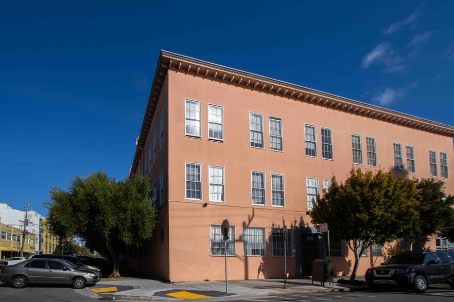 777 Florida St, San Francisco, CA à louer - Photo du bâtiment - Image 3 de 3