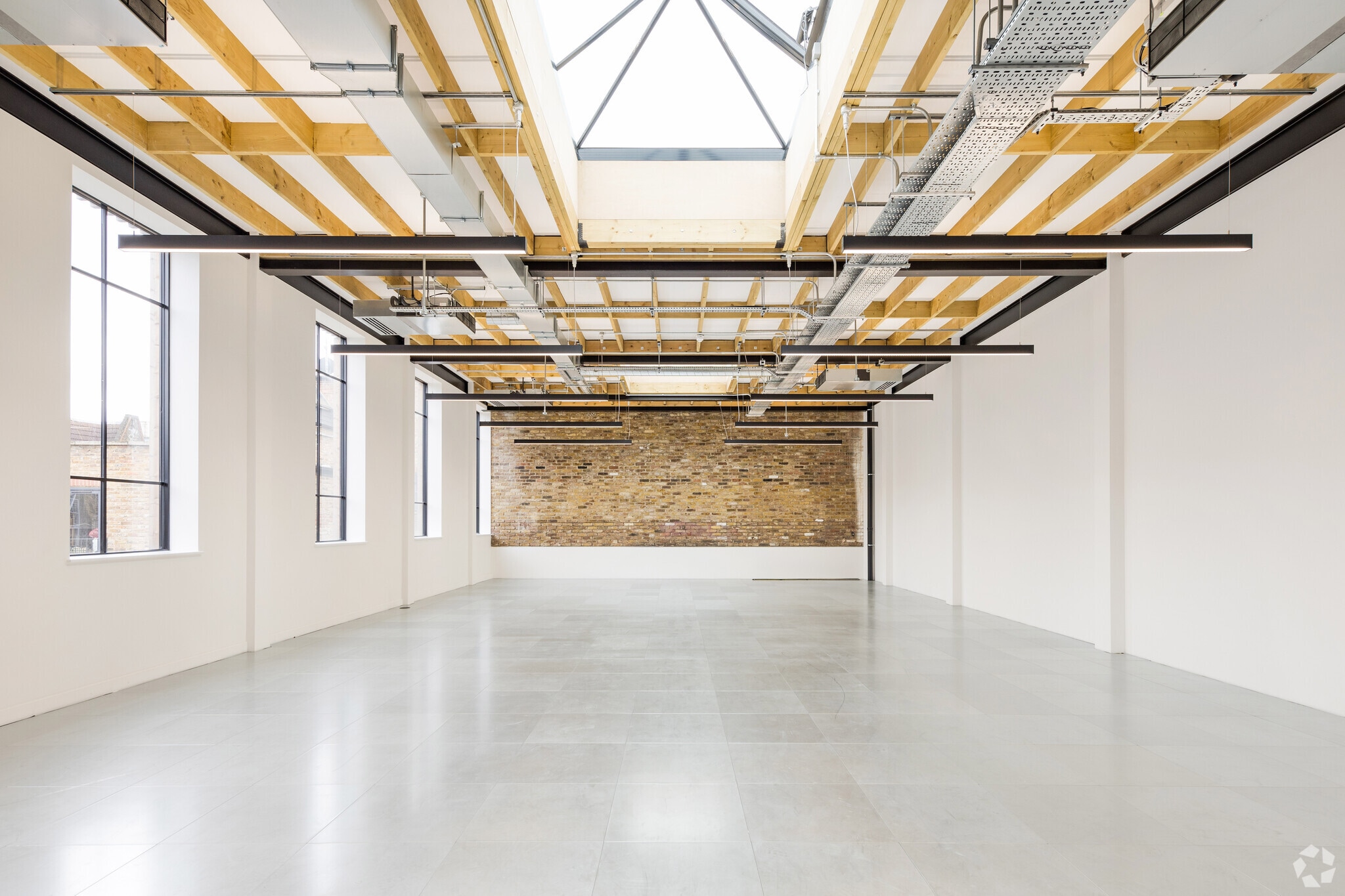 Dimes Pl, London for lease Interior Photo- Image 1 of 4