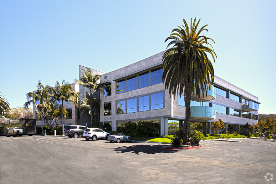 1525 Faraday Ave, Carlsbad, CA for lease - Primary Photo - Image 1 of 7