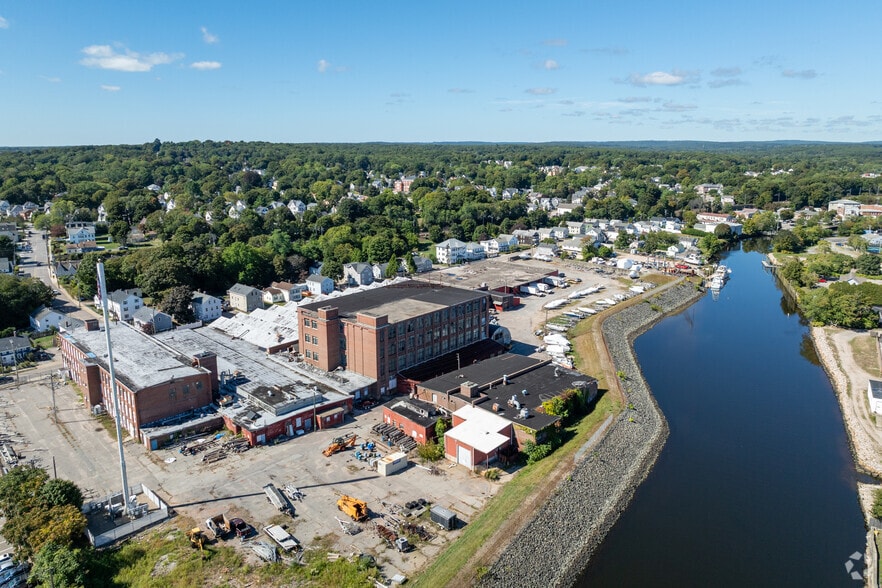 82 Mechanic St, Pawcatuck, CT for sale - Aerial - Image 3 of 4