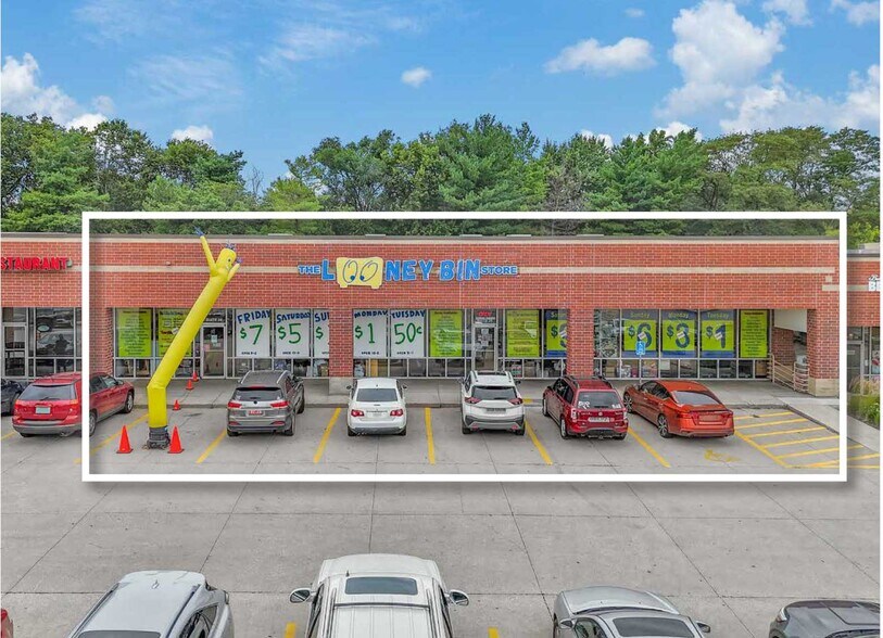 8801 University Ave, Clive, IA à louer - Photo du bâtiment - Image 3 de 8