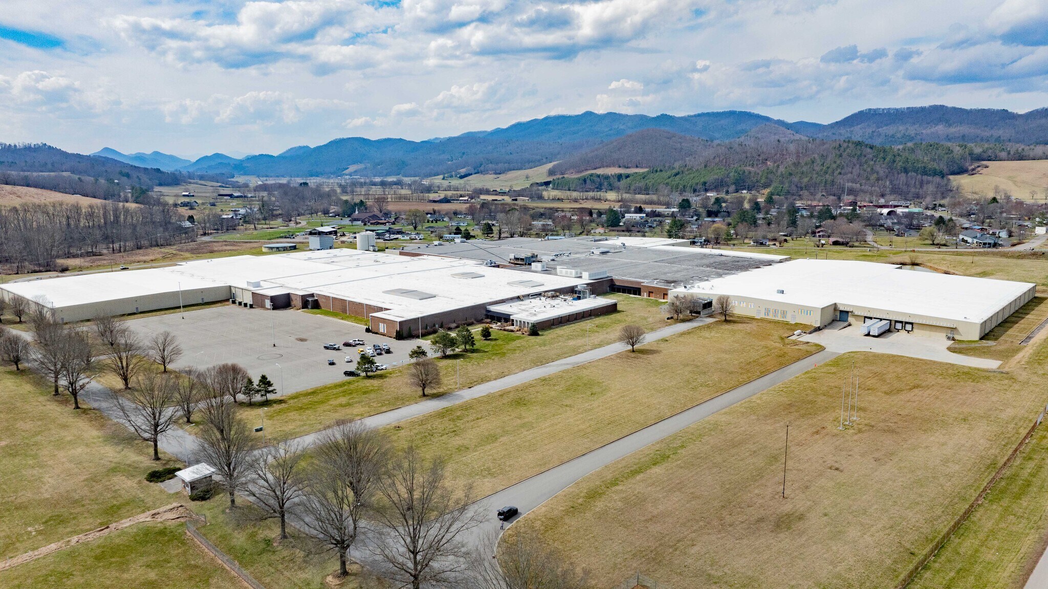 3916 US-421 South Hwy, Mountain City, TN à vendre Photo principale- Image 1 de 6