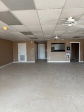 503 W Business 83, Donna, TX for lease Building Photo- Image 2 of 9