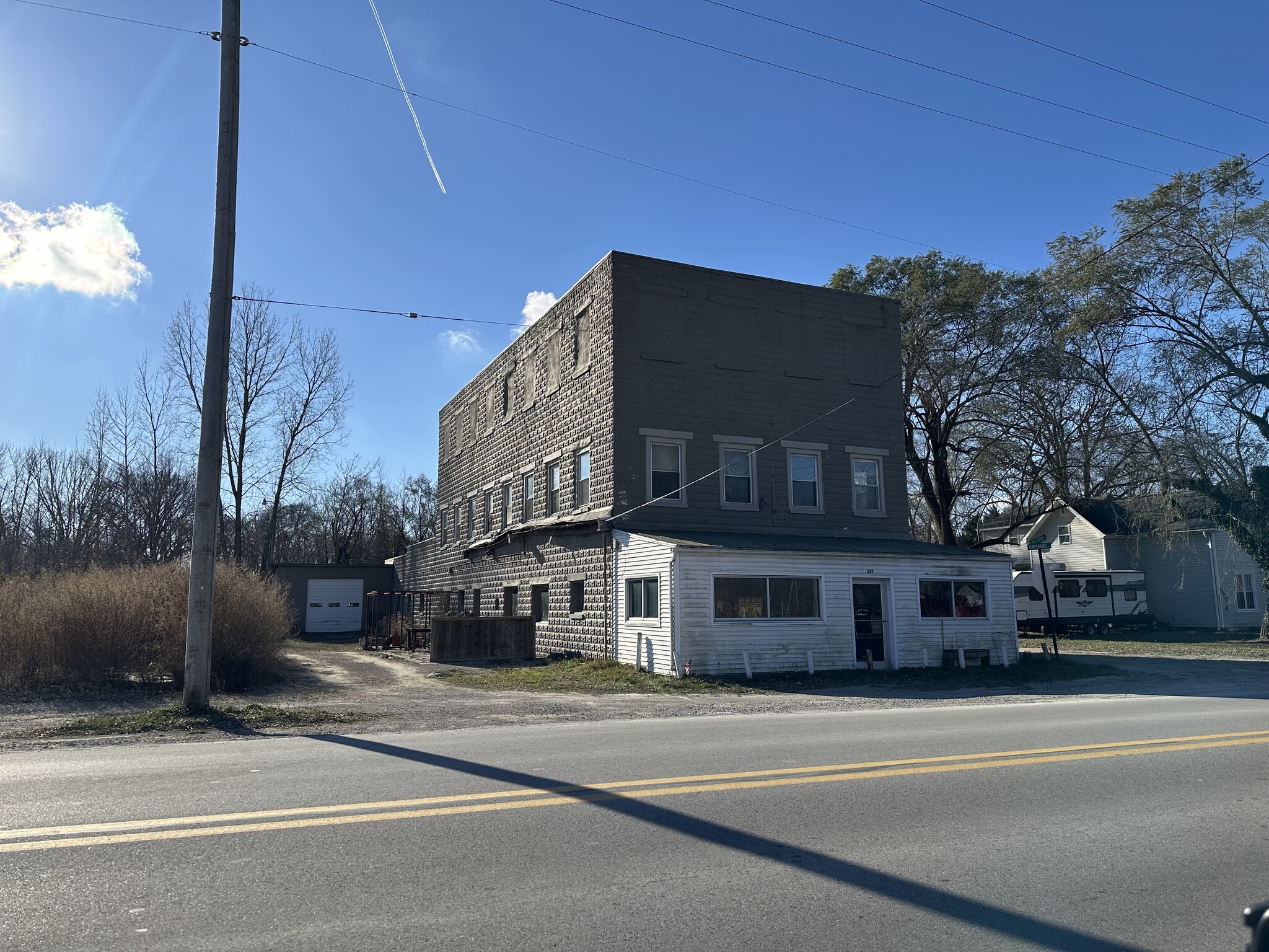 627 W Temperance Rd, Temperance, MI for sale Primary Photo- Image 1 of 11