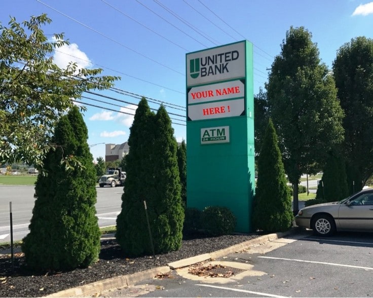 2051 Northwestern Pike, Winchester, VA for lease - Building Photo - Image 2 of 14