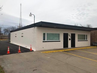 Plus de détails pour 601 W Main St, Arlington, TX - Bureau à vendre