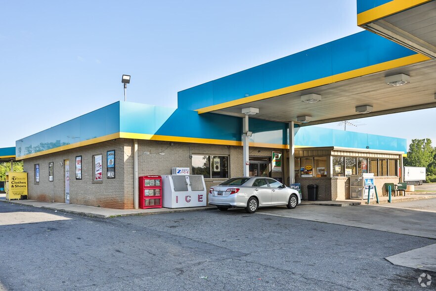 1011 S Anderson Rd, Rock Hill, SC à vendre - Photo du bâtiment - Image 2 de 12