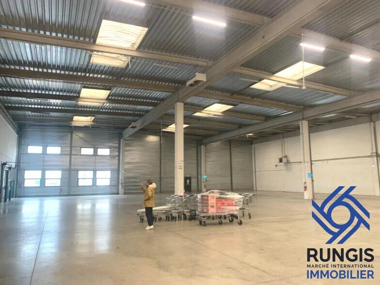 Industrial in Ivry-sur-Seine for lease - Interior Photo - Image 3 of 4