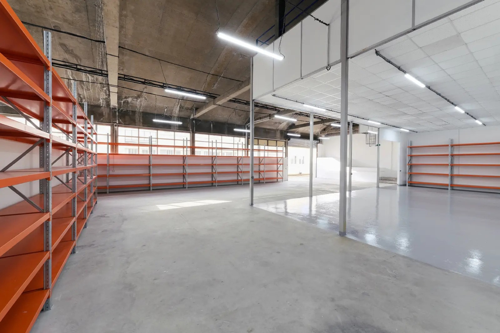 152 Rue de Paris, Montreuil for lease Interior Photo- Image 1 of 18