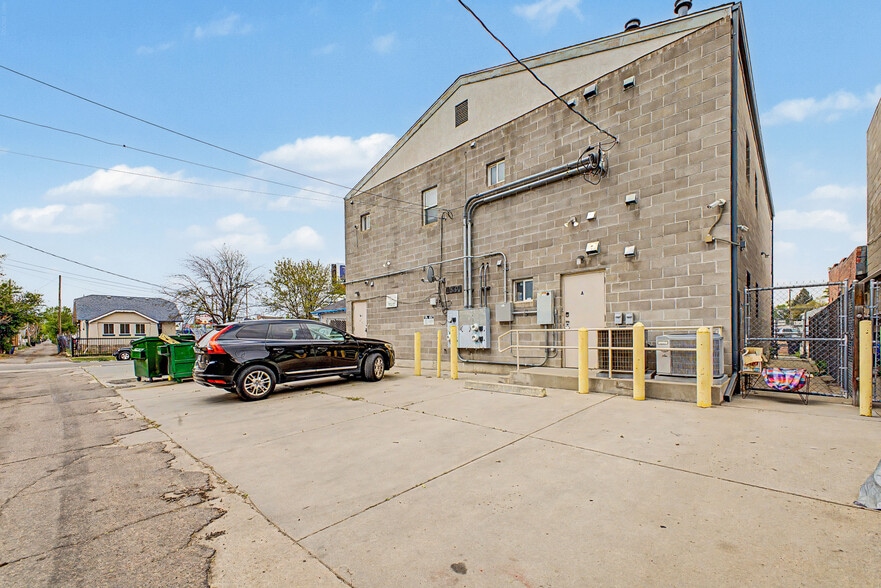 2380 S Broadway, Denver, CO for sale - Building Photo - Image 2 of 33