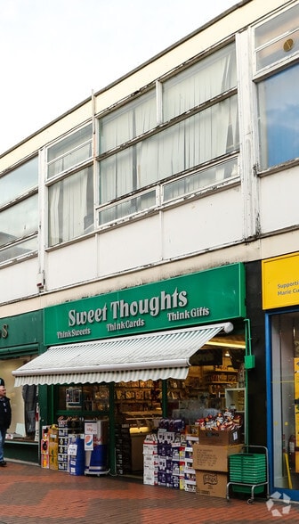 10-11 Maritime Ter, Sunderland for lease - Building Photo - Image 3 of 6