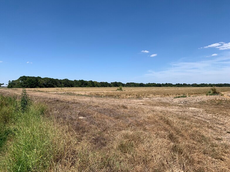 Highway 395 Rd, Roanoke, LA for sale - Building Photo - Image 2 of 4