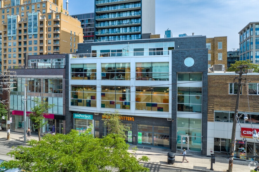 477-483 Queen St W, Toronto, ON for lease - Building Photo - Image 2 of 5