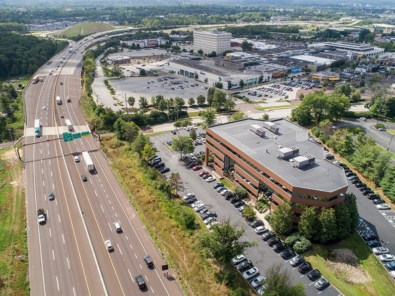 2250 Hickory Rd, Plymouth Meeting, PA à louer - Aérien - Image 2 de 12