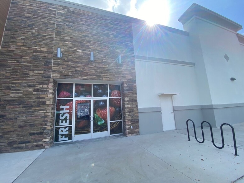 3214-3232 E Colonial Dr, Orlando, FL for lease - Building Photo - Image 3 of 3