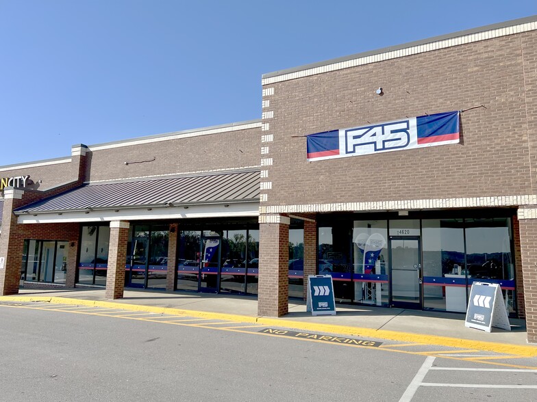 4606-4640 Lebanon Pike, Hermitage, TN for lease - Building Photo - Image 1 of 17