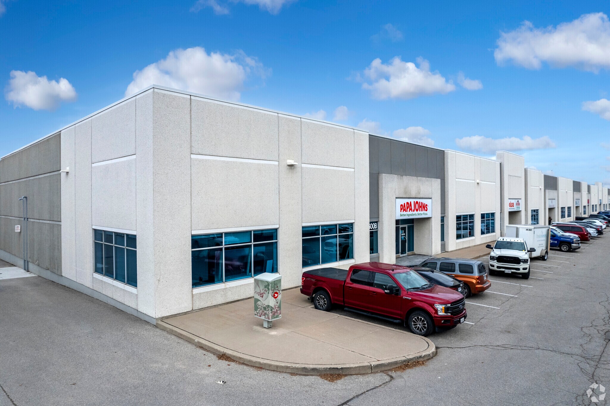 3600B Laird Rd, Mississauga, ON à vendre Photo principale- Image 1 de 1