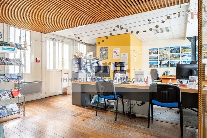 Commerce de détail dans Paris à vendre - Photo du bâtiment - Image 2 de 10