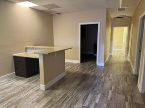 2707 Bolton Boone Dr, DeSoto, TX for sale Interior Photo- Image 2 of 4