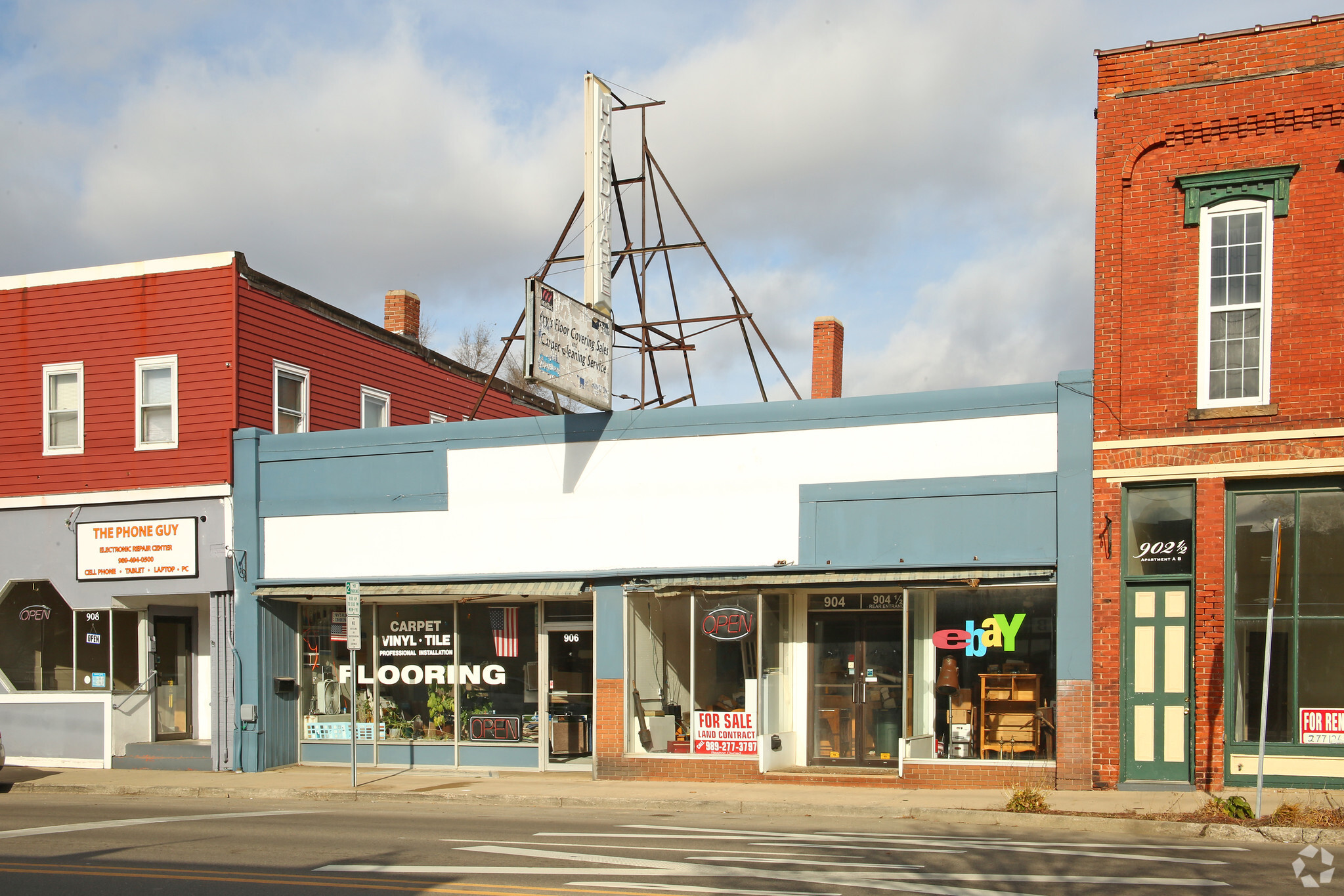 904-906 W Main St, Owosso, MI for sale Primary Photo- Image 1 of 1