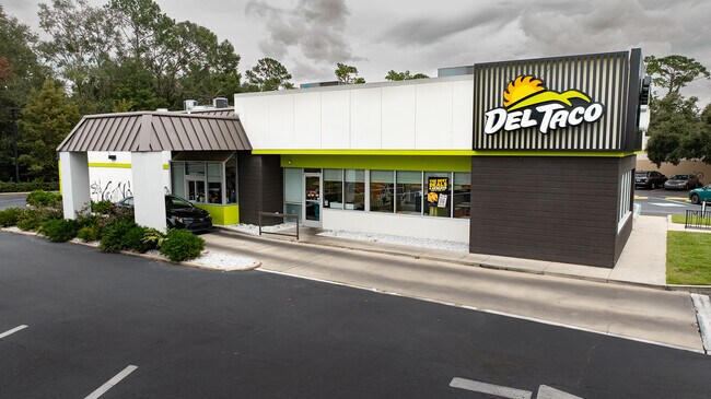 More details for 2410 Apalachee Pky, Tallahassee, FL - Retail for Sale