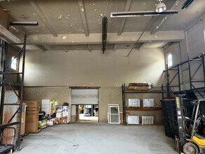 830 Union Ave, Bronx, NY for lease Interior Photo- Image 2 of 4