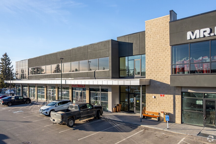 5320 Admiral Girouard St NW, Edmonton, AB for lease - Building Photo - Image 1 of 4