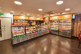 Lakeside Way, Wembley for lease Interior Photo- Image 2 of 4