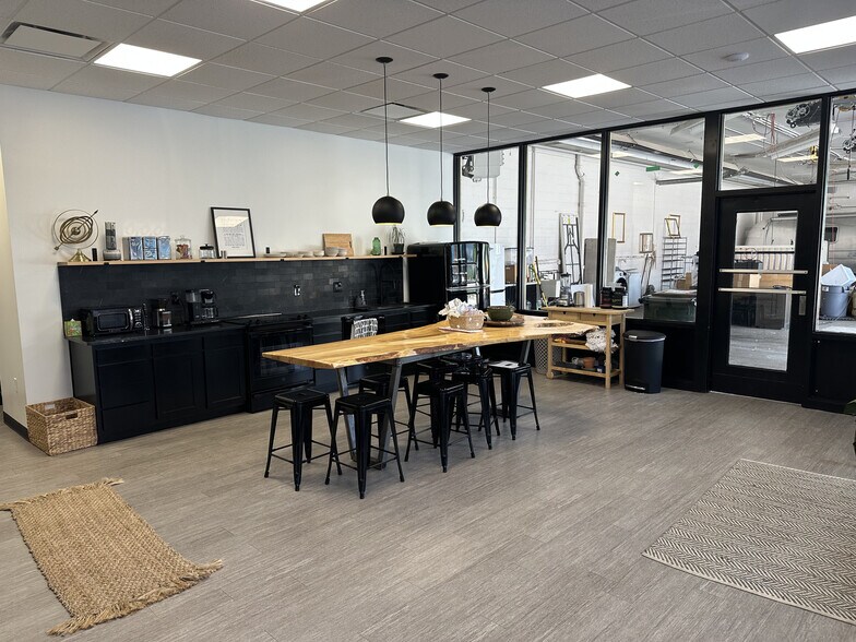 1001 Madison Ave, Covington, KY à vendre - Photo du bâtiment - Image 2 de 14