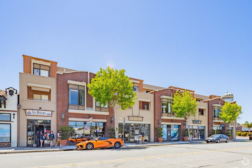 685 Lighthouse Ave, Monterey, CA for lease - Building Photo - Image 2 of 6