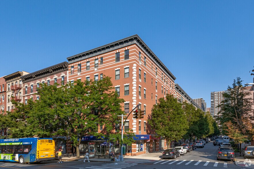 231 W 148th St, New York, NY à louer - Photo du bâtiment - Image 3 de 6