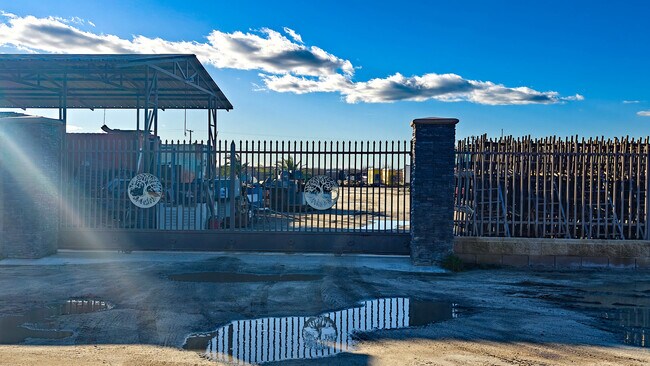 Plus de détails pour 11675 Avenue 24, Delano, CA - Terrain à vendre