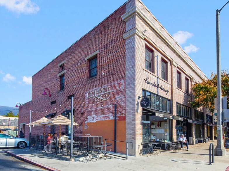 1384-1400 E Washington Blvd, Pasadena, CA à louer - Photo du bâtiment - Image 3 de 3