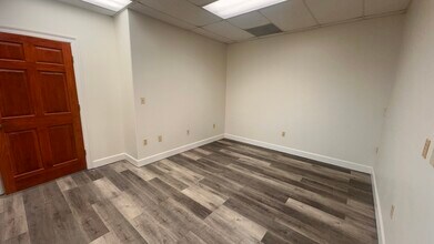 1544 W 2nd St, Gulf Shores, AL à louer Photo intérieure- Image 2 de 22