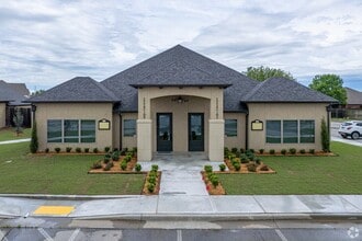 2259 N 9th St, Broken Arrow, OK for lease Interior Photo- Image 1 of 16