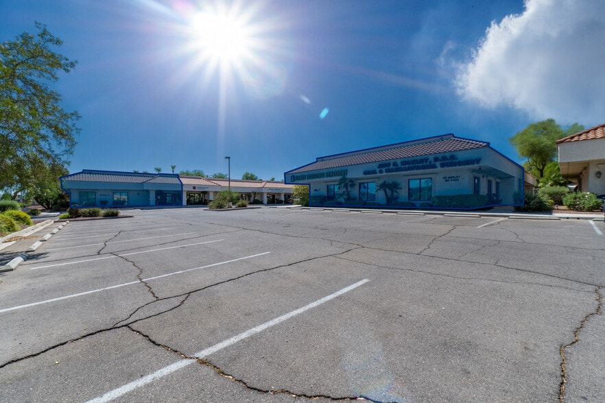 3663 E Sunset Rd, Las Vegas, NV for lease - Building Photo - Image 1 of 6