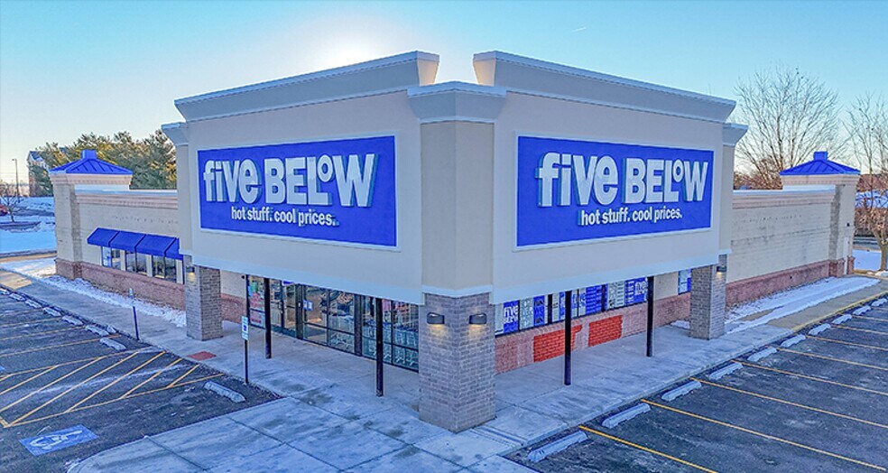 994 U.S. 51, Forsyth, IL à vendre - Photo principale - Image 1 de 6