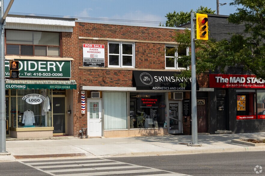 706 The Queensway, Toronto, ON for sale - Primary Photo - Image 1 of 1